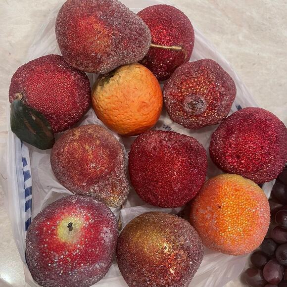 Assorted decorative fruit apples, pear’s - Picture 1 of 3